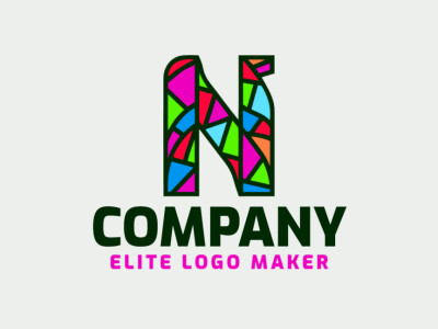 Un logo de estilo mosaico vibrante con una cautivadora 'N' compuesta por tonos de verde, azul, naranja, rojo, negro y rosa, representando diversidad y creatividad.